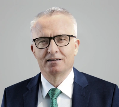 İcra Kurulu Üyesi - Naci Ağbal